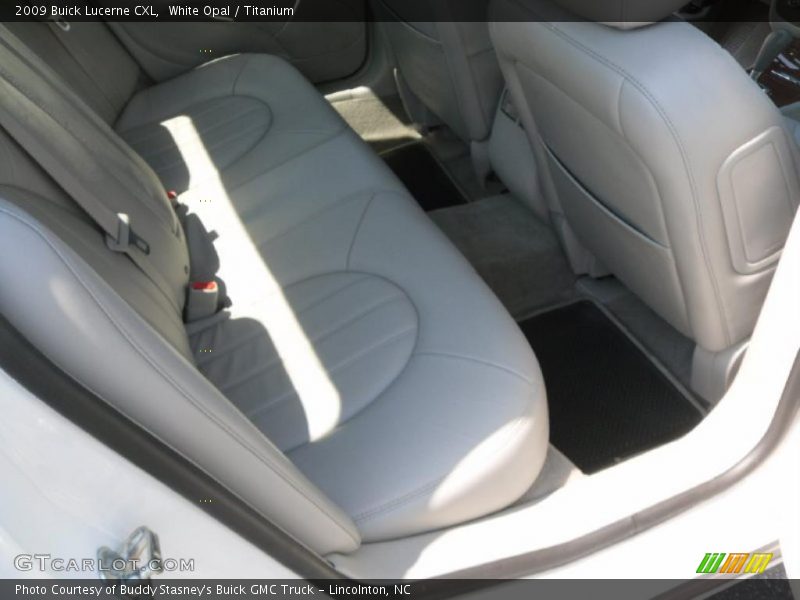 White Opal / Titanium 2009 Buick Lucerne CXL