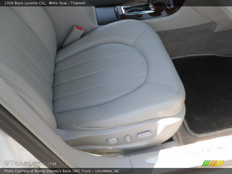 White Opal / Titanium 2009 Buick Lucerne CXL