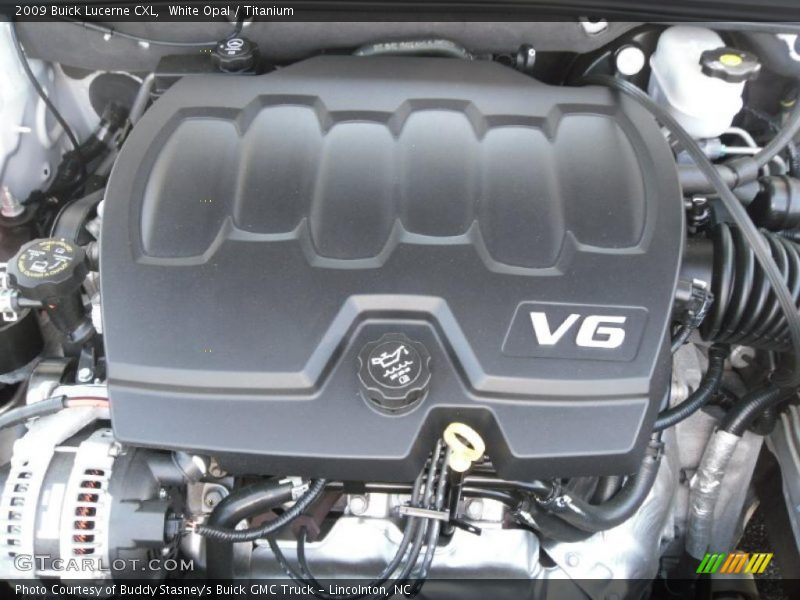White Opal / Titanium 2009 Buick Lucerne CXL