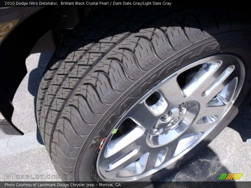 Brilliant Black Crystal Pearl / Dark Slate Gray/Light Slate Gray 2010 Dodge Nitro Detonator