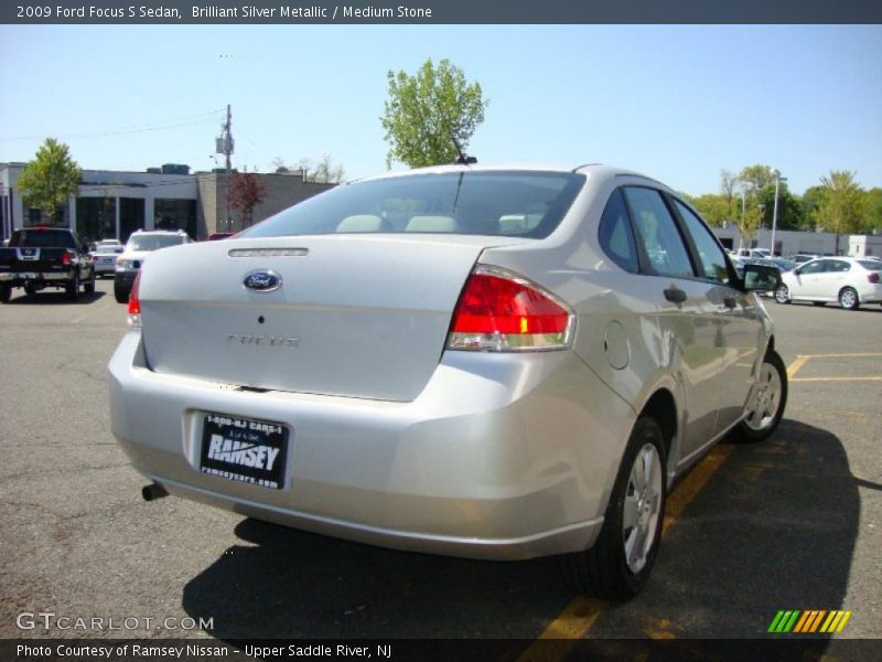 Brilliant Silver Metallic / Medium Stone 2009 Ford Focus S Sedan