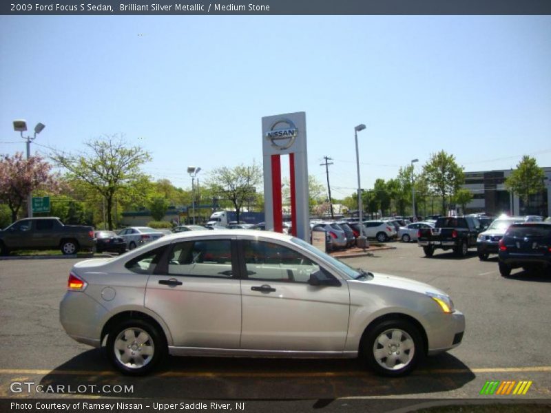 Brilliant Silver Metallic / Medium Stone 2009 Ford Focus S Sedan