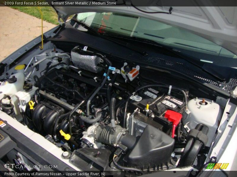 Brilliant Silver Metallic / Medium Stone 2009 Ford Focus S Sedan