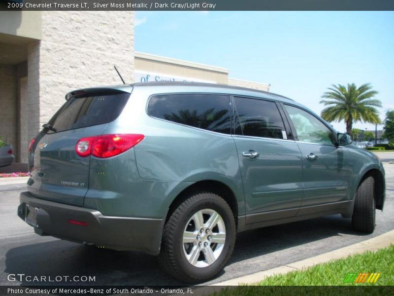 Silver Moss Metallic / Dark Gray/Light Gray 2009 Chevrolet Traverse LT