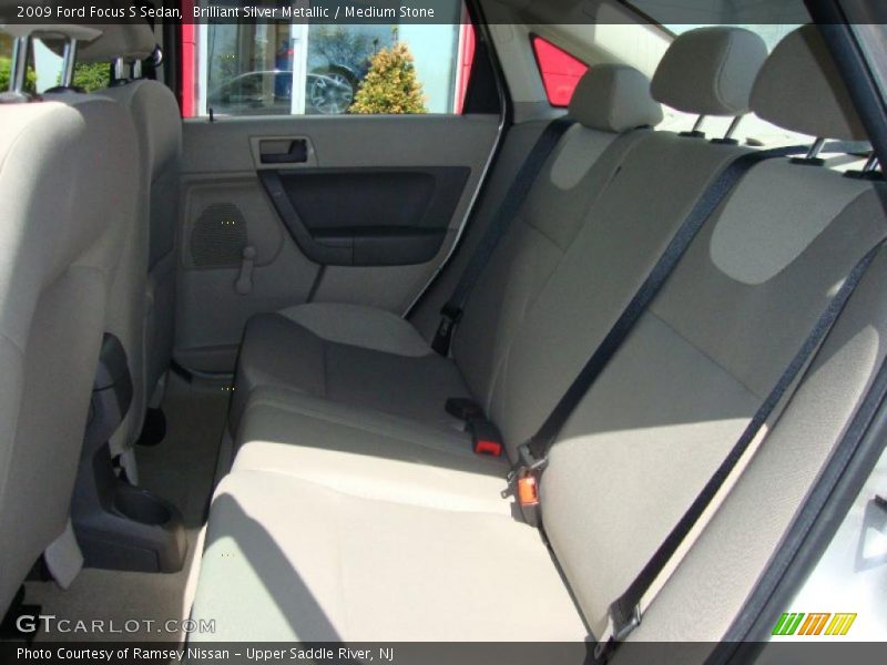Brilliant Silver Metallic / Medium Stone 2009 Ford Focus S Sedan