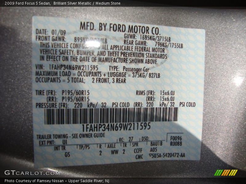 Brilliant Silver Metallic / Medium Stone 2009 Ford Focus S Sedan