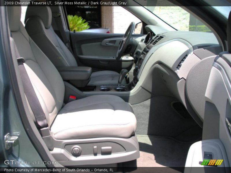 Silver Moss Metallic / Dark Gray/Light Gray 2009 Chevrolet Traverse LT
