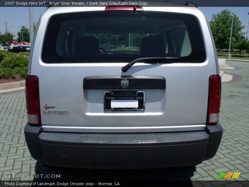 Bright Silver Metallic / Dark Slate Gray/Light Slate Gray 2007 Dodge Nitro SXT
