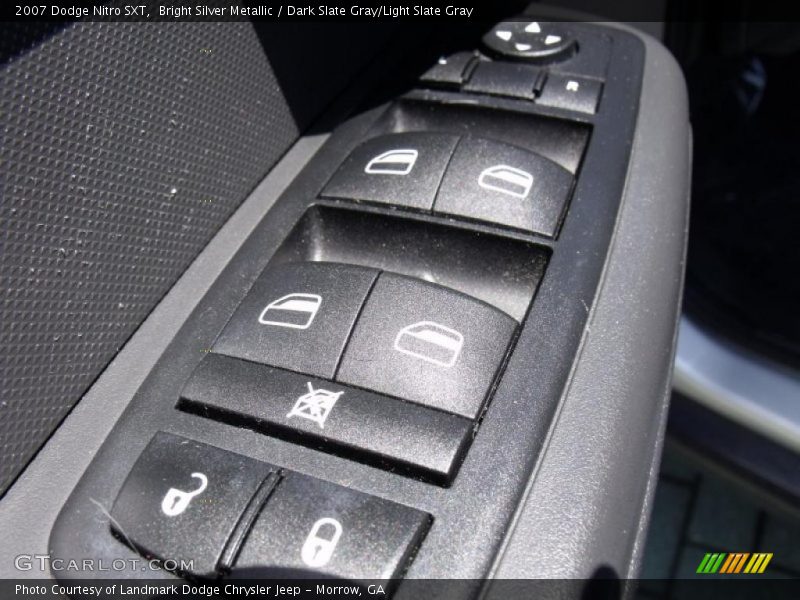 Bright Silver Metallic / Dark Slate Gray/Light Slate Gray 2007 Dodge Nitro SXT