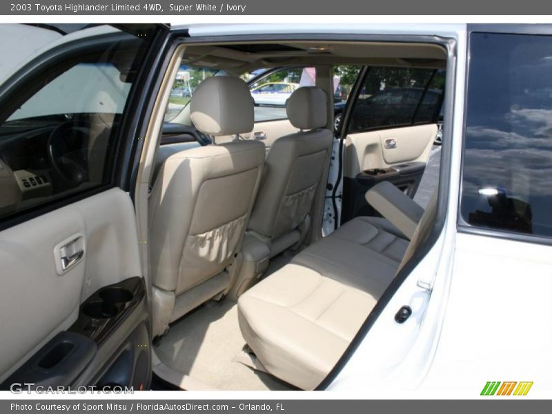 Super White / Ivory 2003 Toyota Highlander Limited 4WD
