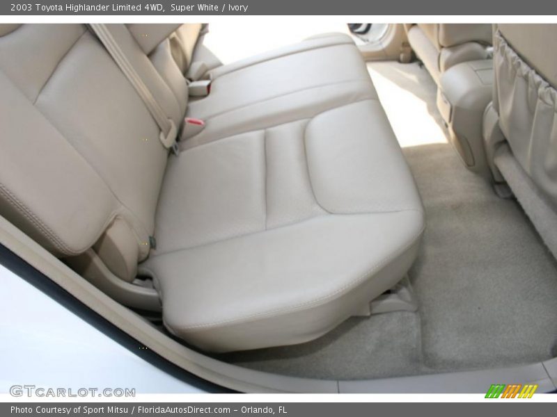 Super White / Ivory 2003 Toyota Highlander Limited 4WD