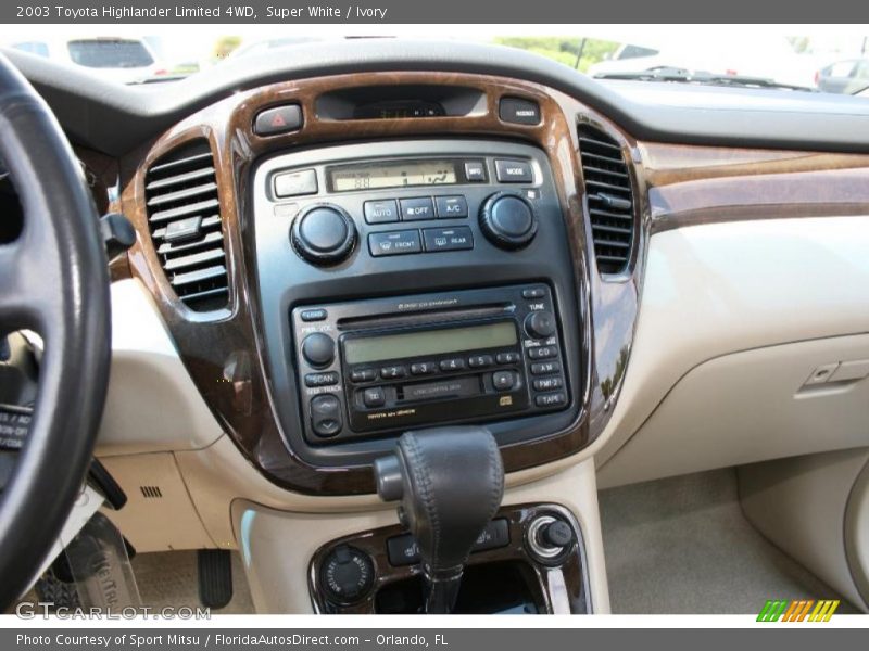 Super White / Ivory 2003 Toyota Highlander Limited 4WD