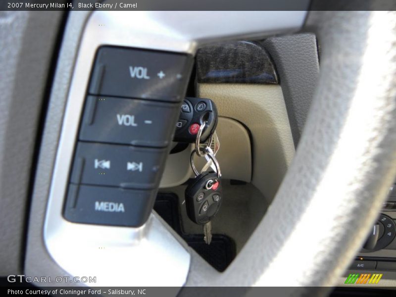Black Ebony / Camel 2007 Mercury Milan I4