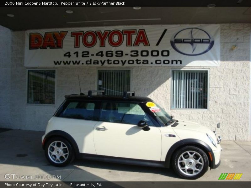 Pepper White / Black/Panther Black 2006 Mini Cooper S Hardtop