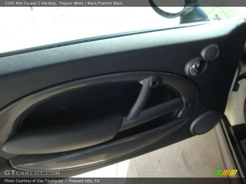 Pepper White / Black/Panther Black 2006 Mini Cooper S Hardtop
