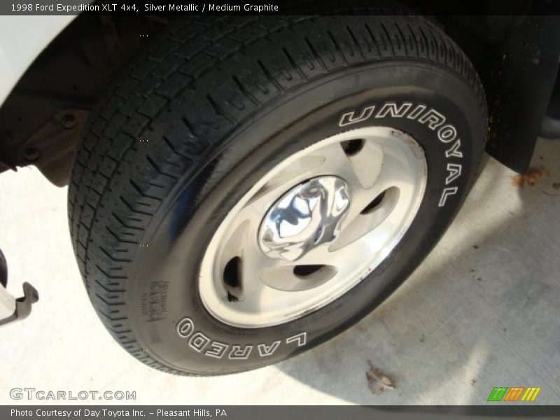 Silver Metallic / Medium Graphite 1998 Ford Expedition XLT 4x4