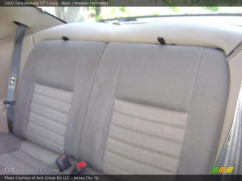 Black / Medium Parchment 2002 Ford Mustang GT Coupe