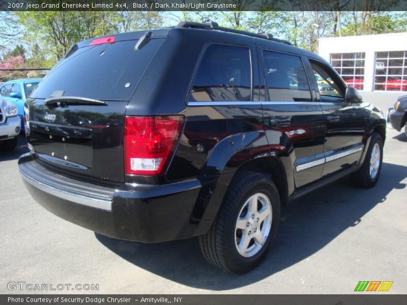 Black / Dark Khaki/Light Graystone 2007 Jeep Grand Cherokee Limited 4x4