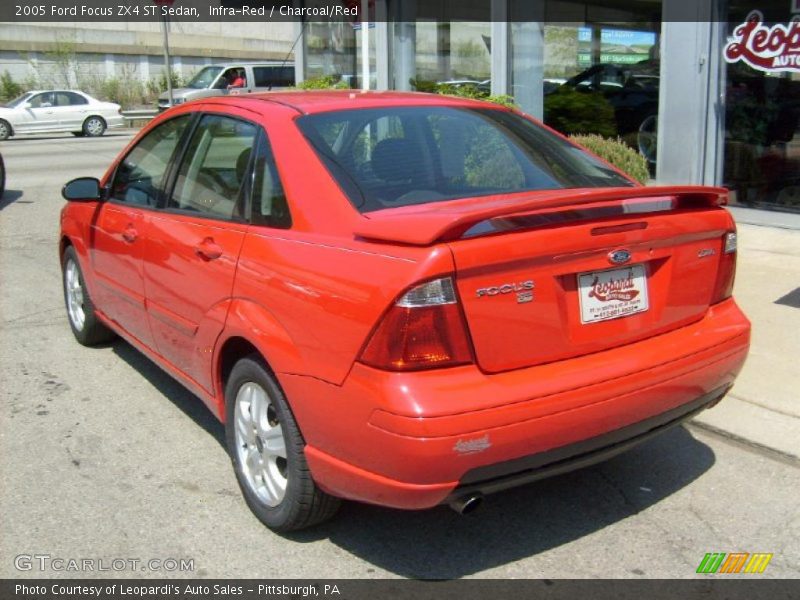 Infra-Red / Charcoal/Red 2005 Ford Focus ZX4 ST Sedan