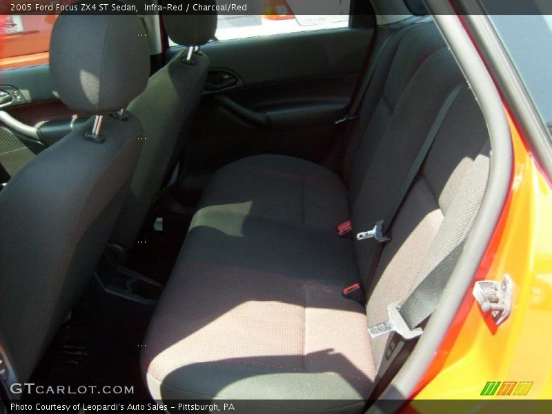 Infra-Red / Charcoal/Red 2005 Ford Focus ZX4 ST Sedan