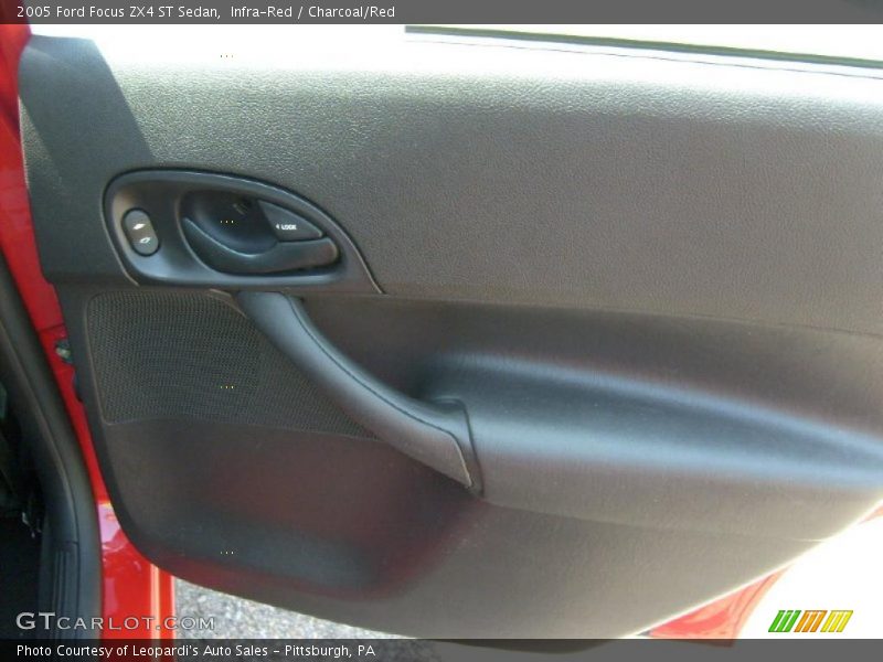 Infra-Red / Charcoal/Red 2005 Ford Focus ZX4 ST Sedan