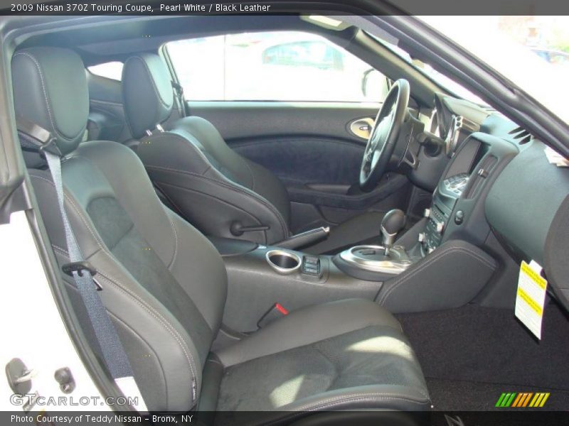 Pearl White / Black Leather 2009 Nissan 370Z Touring Coupe