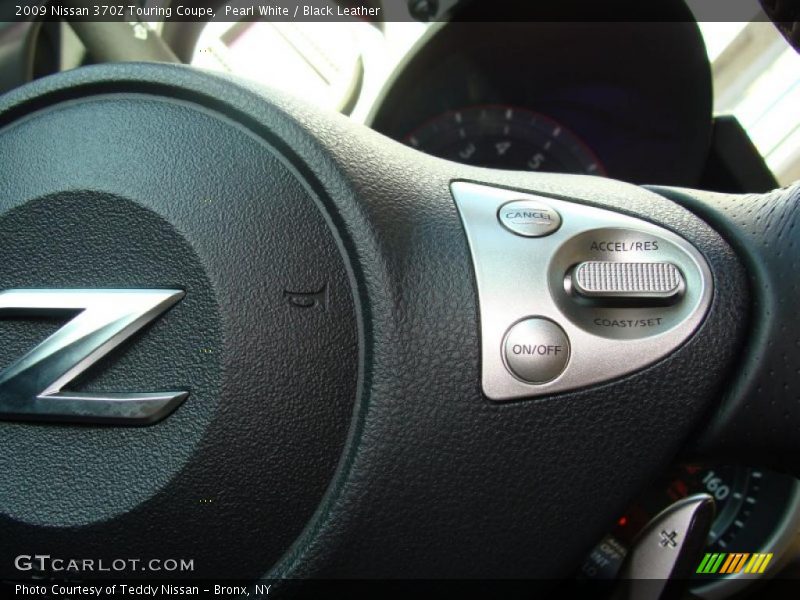 Pearl White / Black Leather 2009 Nissan 370Z Touring Coupe