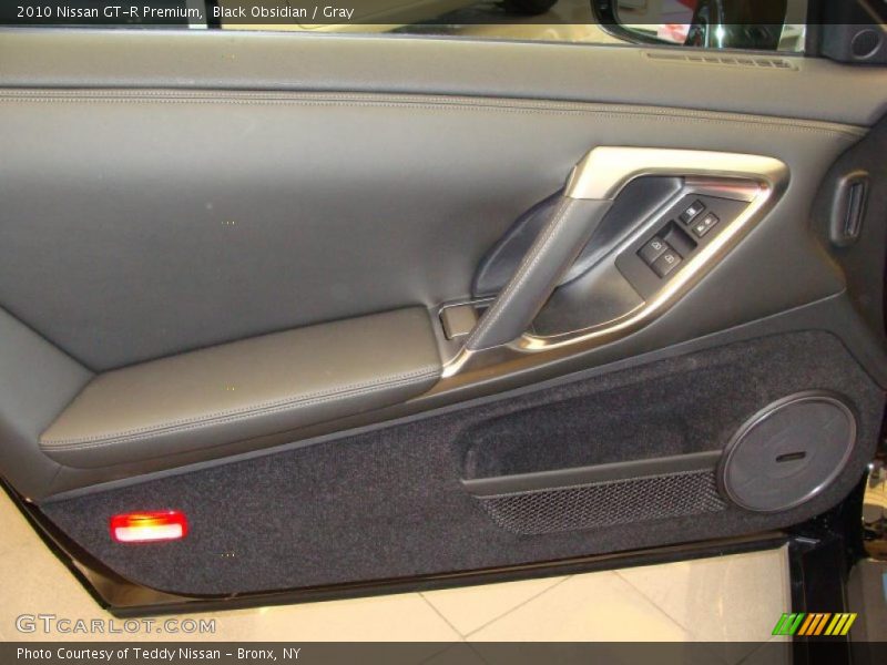 Black Obsidian / Gray 2010 Nissan GT-R Premium