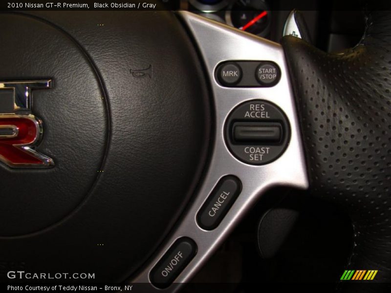 Black Obsidian / Gray 2010 Nissan GT-R Premium