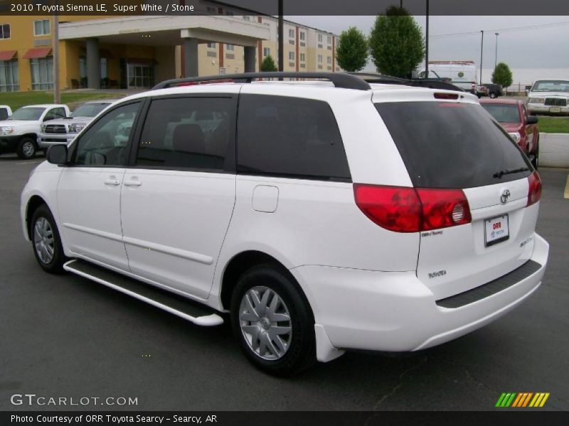 Super White / Stone 2010 Toyota Sienna LE