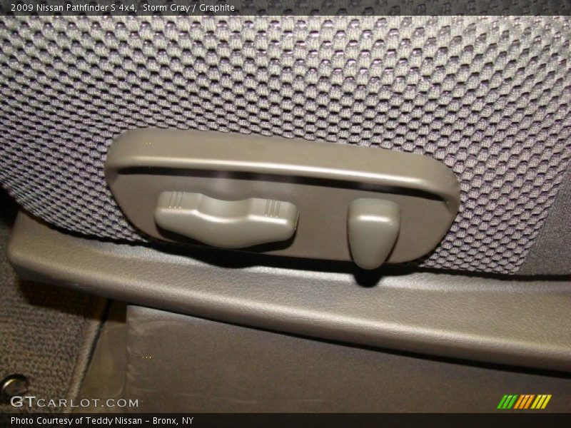 Storm Gray / Graphite 2009 Nissan Pathfinder S 4x4