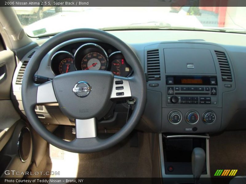 Super Black / Blond 2006 Nissan Altima 2.5 S