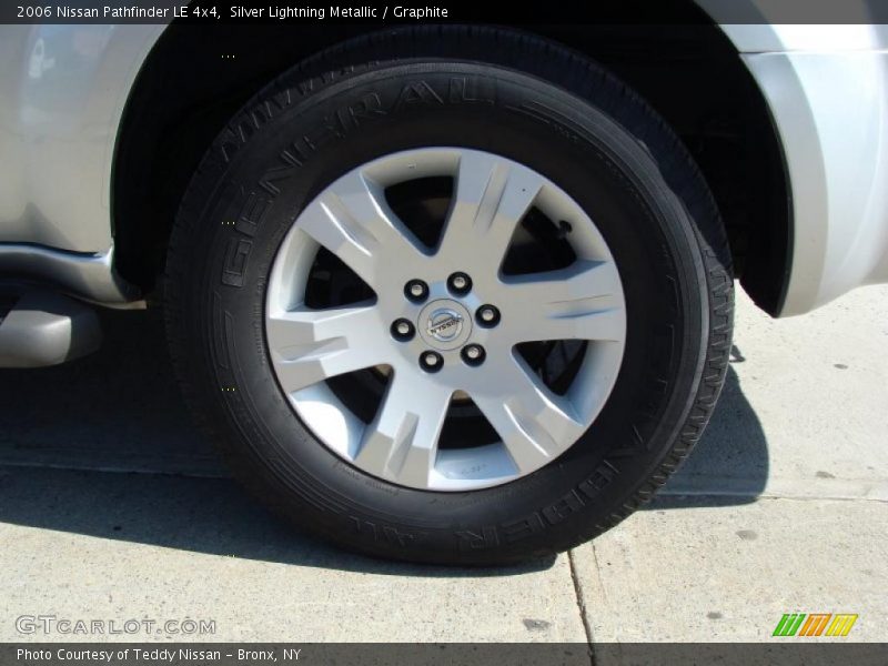 Silver Lightning Metallic / Graphite 2006 Nissan Pathfinder LE 4x4