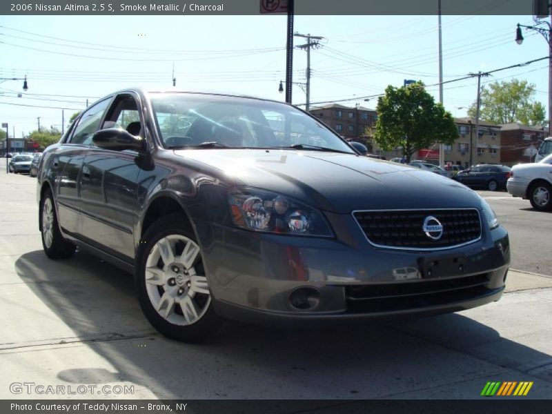 Smoke Metallic / Charcoal 2006 Nissan Altima 2.5 S
