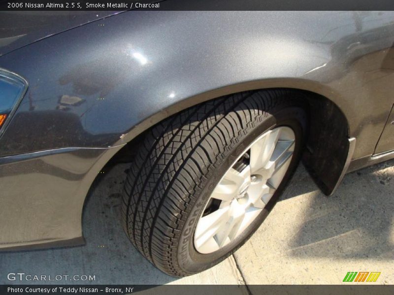 Smoke Metallic / Charcoal 2006 Nissan Altima 2.5 S