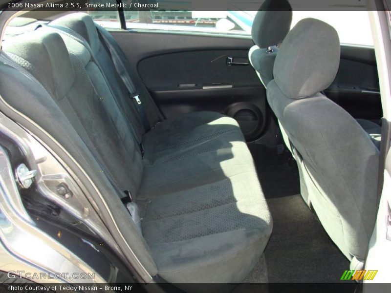 Smoke Metallic / Charcoal 2006 Nissan Altima 2.5 S