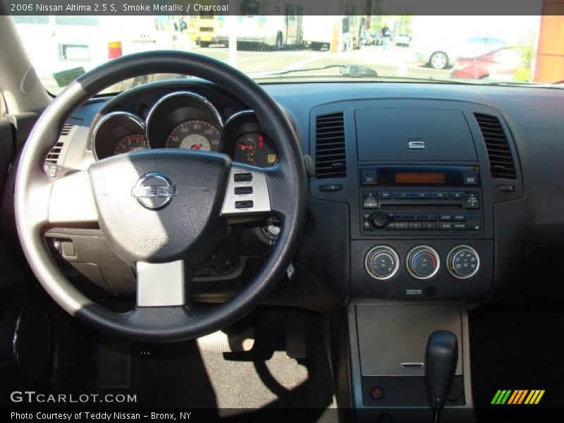 Smoke Metallic / Charcoal 2006 Nissan Altima 2.5 S