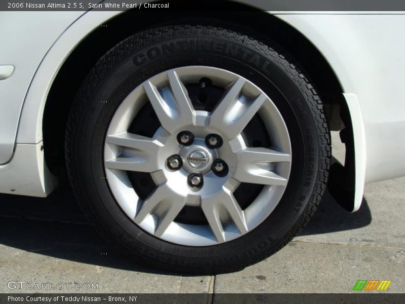 Satin White Pearl / Charcoal 2006 Nissan Altima 2.5 S
