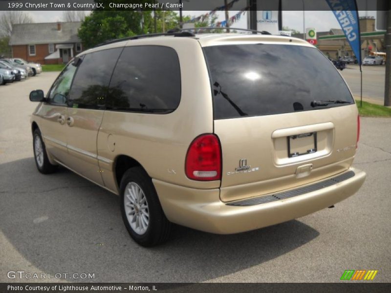 Champagne Pearl / Camel 1999 Chrysler Town & Country LX