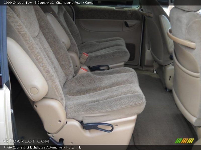 Champagne Pearl / Camel 1999 Chrysler Town & Country LX