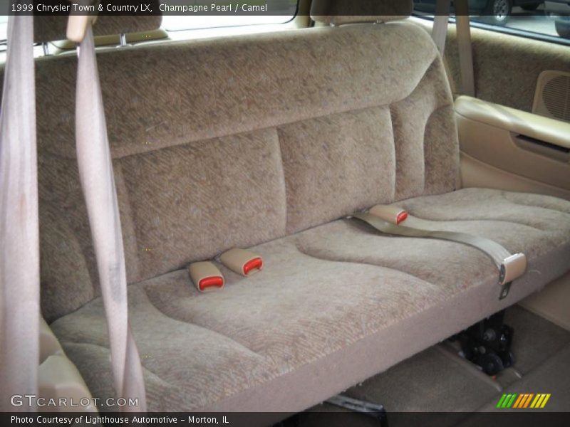 Champagne Pearl / Camel 1999 Chrysler Town & Country LX