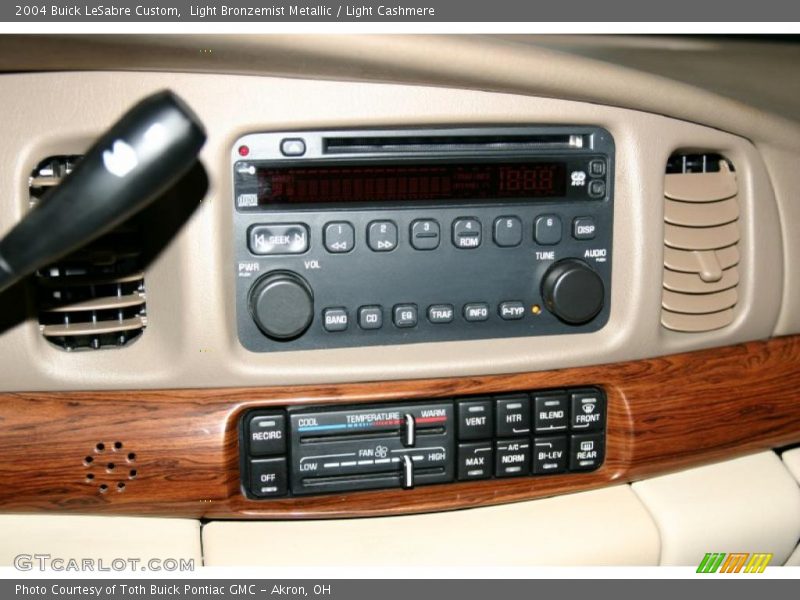 Light Bronzemist Metallic / Light Cashmere 2004 Buick LeSabre Custom