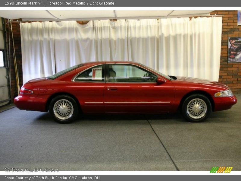Toreador Red Metallic / Light Graphite 1998 Lincoln Mark VIII