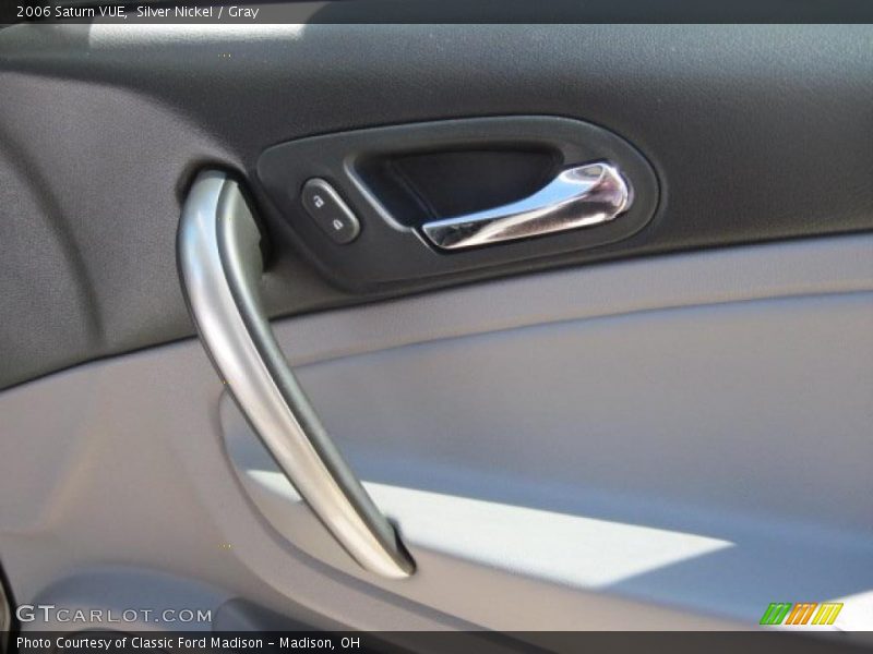 Silver Nickel / Gray 2006 Saturn VUE