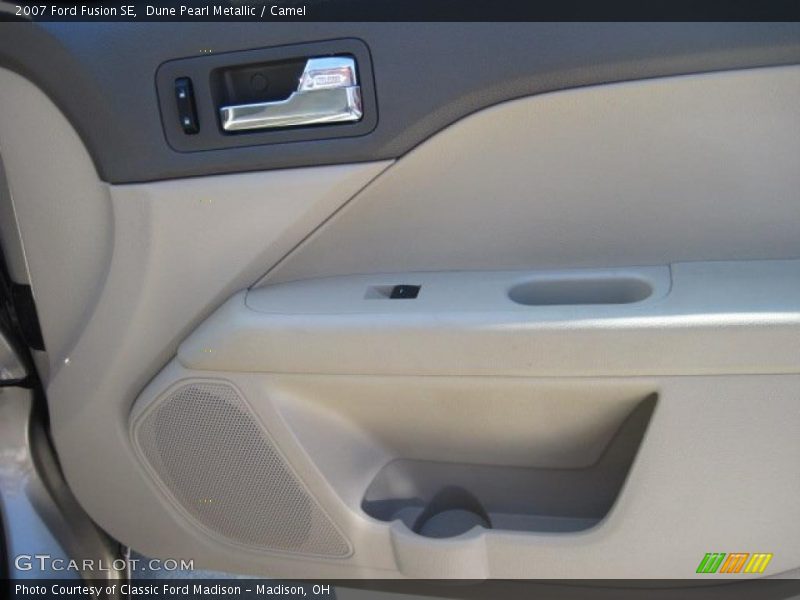 Dune Pearl Metallic / Camel 2007 Ford Fusion SE