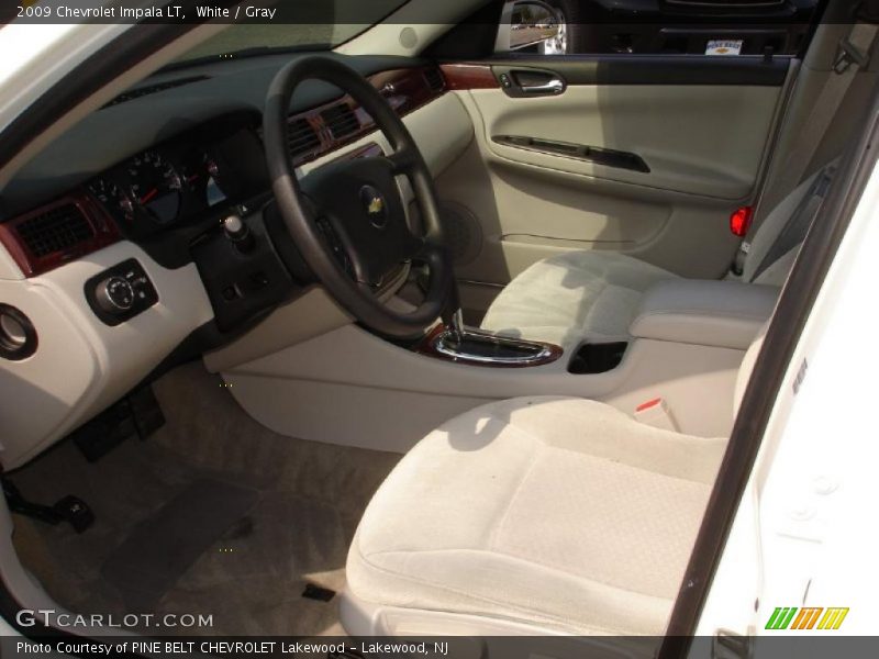 White / Gray 2009 Chevrolet Impala LT