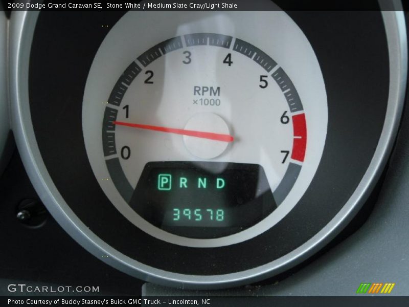 Stone White / Medium Slate Gray/Light Shale 2009 Dodge Grand Caravan SE