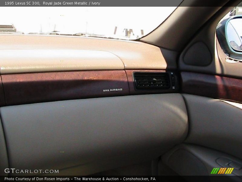 Royal Jade Green Metallic / Ivory 1995 Lexus SC 300