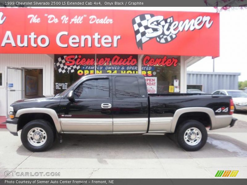 Onyx Black / Graphite 1999 Chevrolet Silverado 2500 LS Extended Cab 4x4