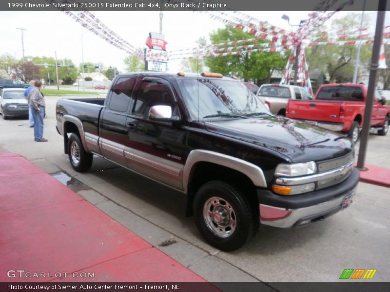 Onyx Black / Graphite 1999 Chevrolet Silverado 2500 LS Extended Cab 4x4